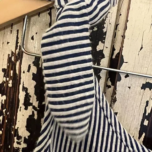 Wandering Dreams size Small bottom knot dress. - Picture 6 of 9